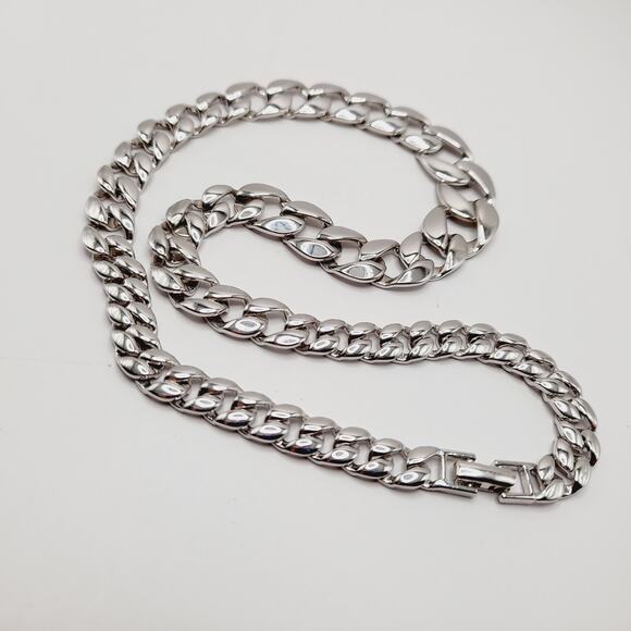 Vintage Monet Rhodium Plated Link Chain Necklace 17” Signed Modernist - Picture 9 of 11